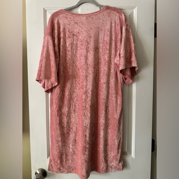 Free People We The Free Crushed Velvet oversized Dress Size XS Pink Luxe Tunic - Picture 5 of 6